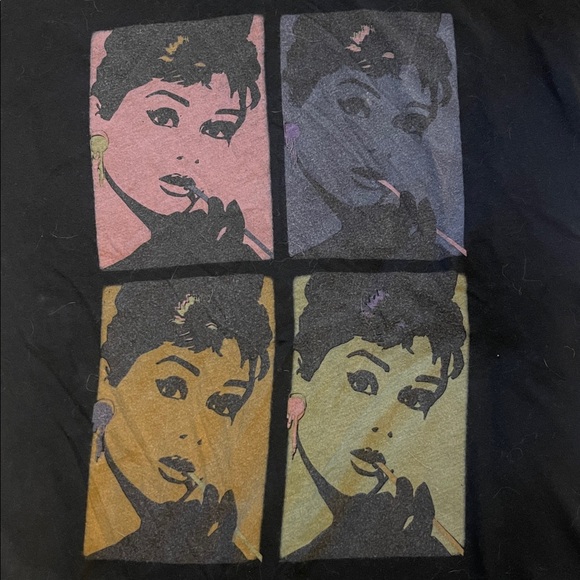 Audrey Hepburn Pop Art Breakfast at Tiffanys 
 T-shirt. Size S - Picture 2 of 5